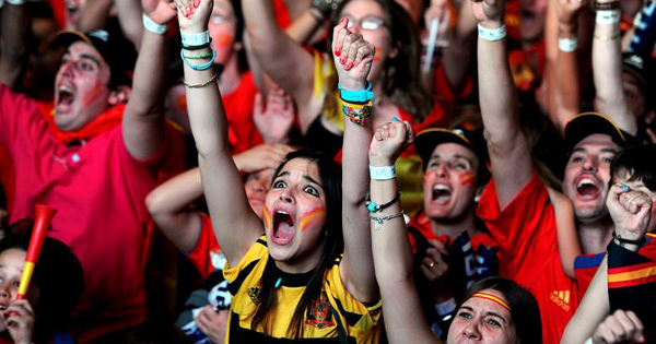 109089451_spain_fan_311513b