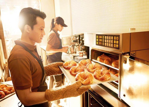 Bukan Hanya Sebab Petrol, Tapi 5 Perkara Ini Buat Korang Mesti Singgah Stesen Minyak